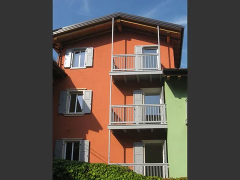 Balconi con Bugne e Doghe orrizonatali