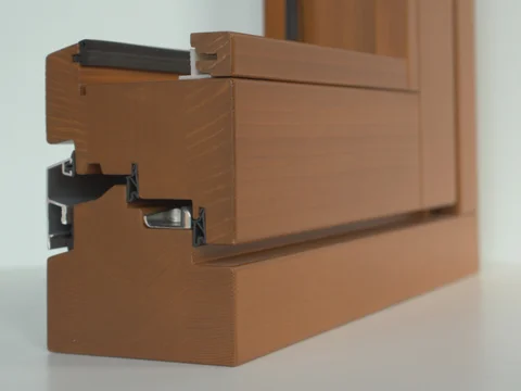 Woodline Ultra Studio